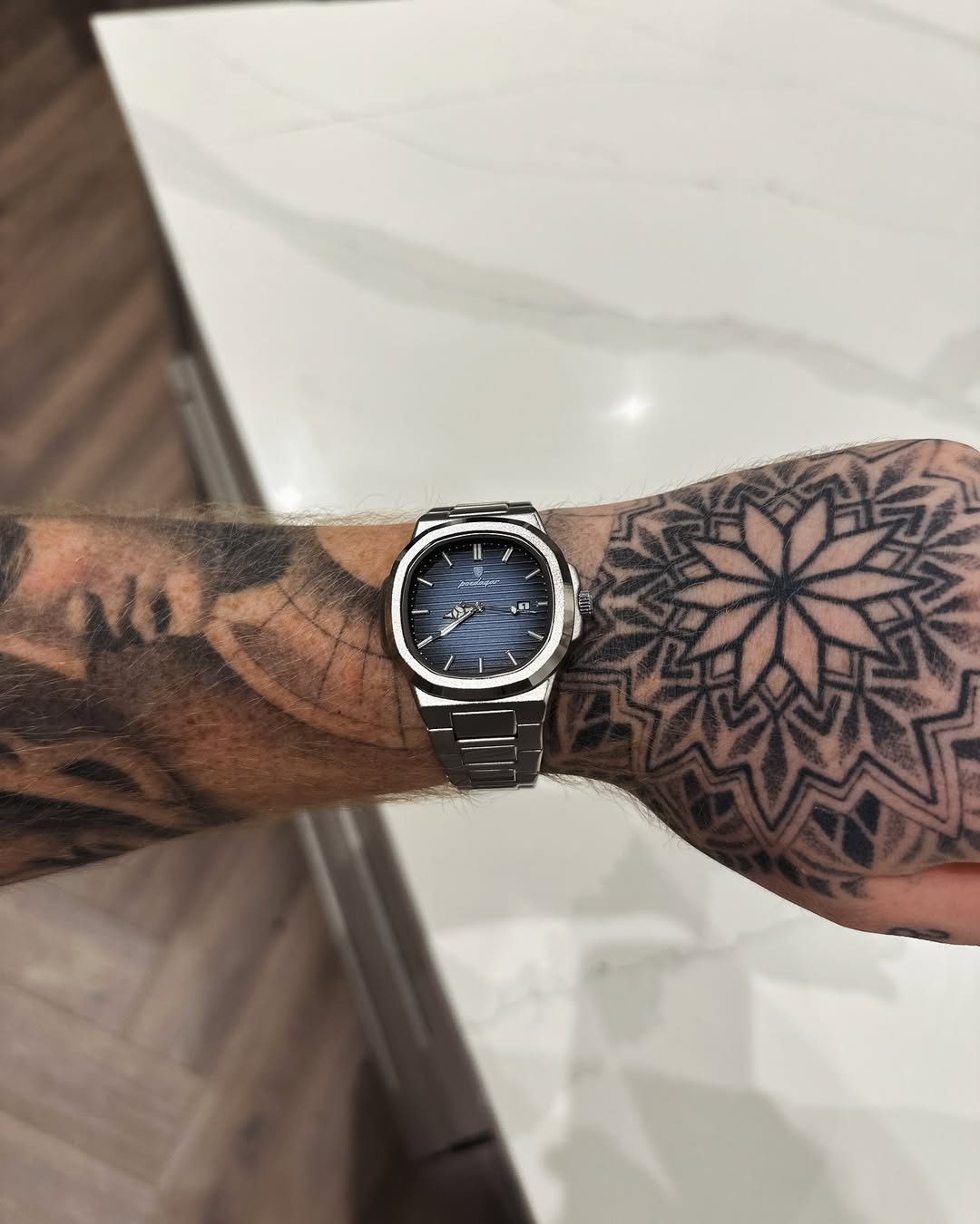 ESCALADE 41mm